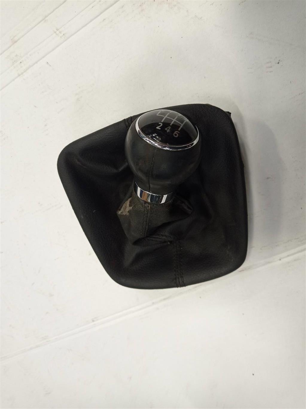 Volkswagen Golf V 2003-2009 для ручка мкпп