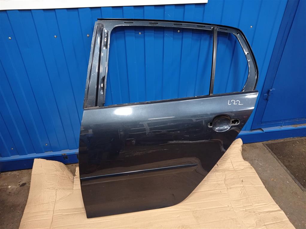 Volkswagen Golf V 2003-2009 для Дверь задняя левая