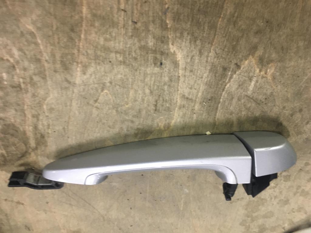 BMW 3-серия E92/E93 2006> для Ручка двери наружная правая