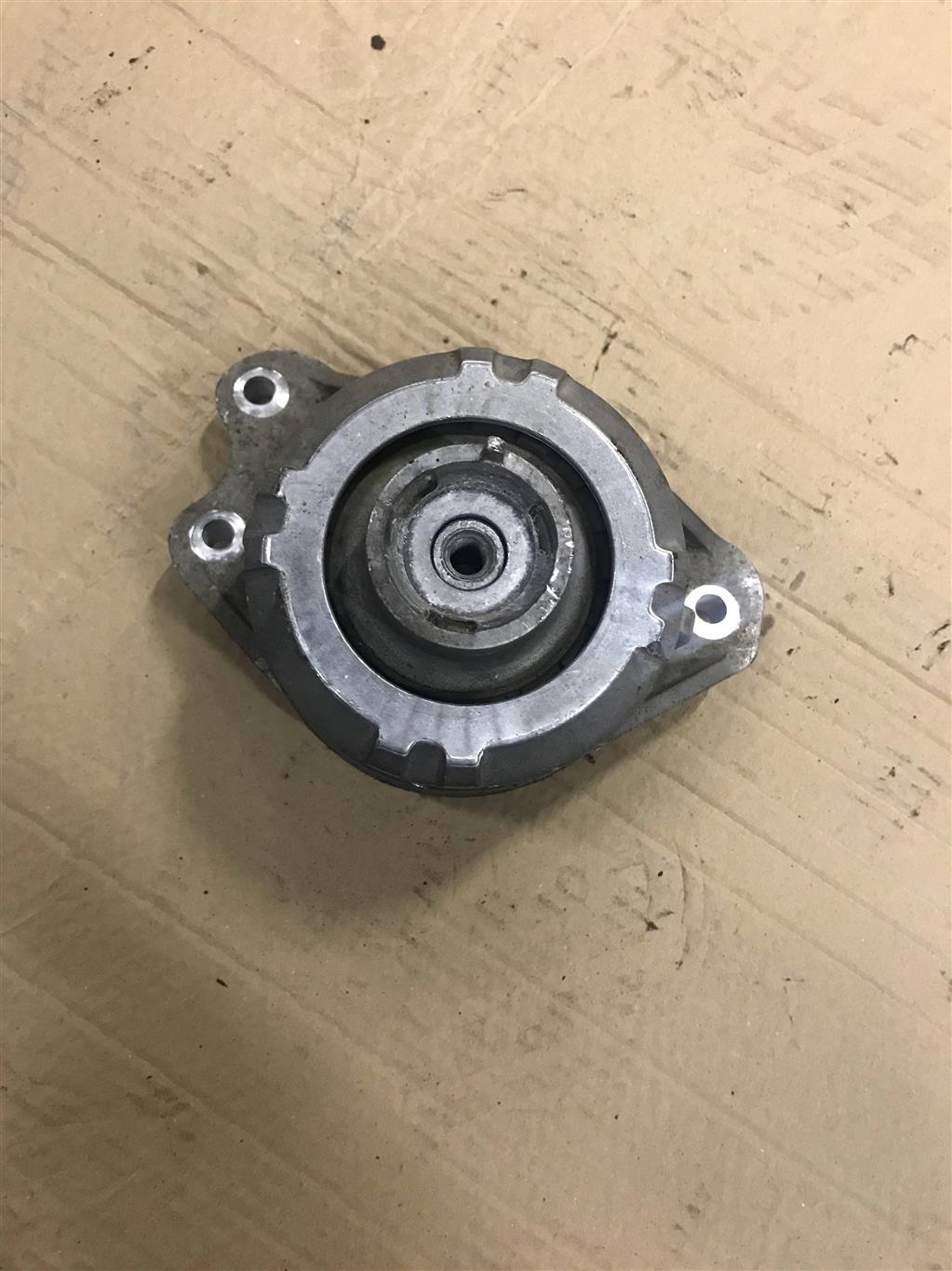 Mercedes-Benz W253 X253 GLC 2015-2019 для Опора двигателя правая