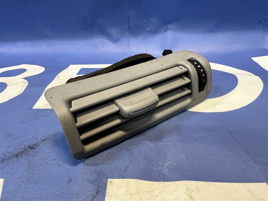 Audi A6 C7 для Дефлектор приточного воздуха