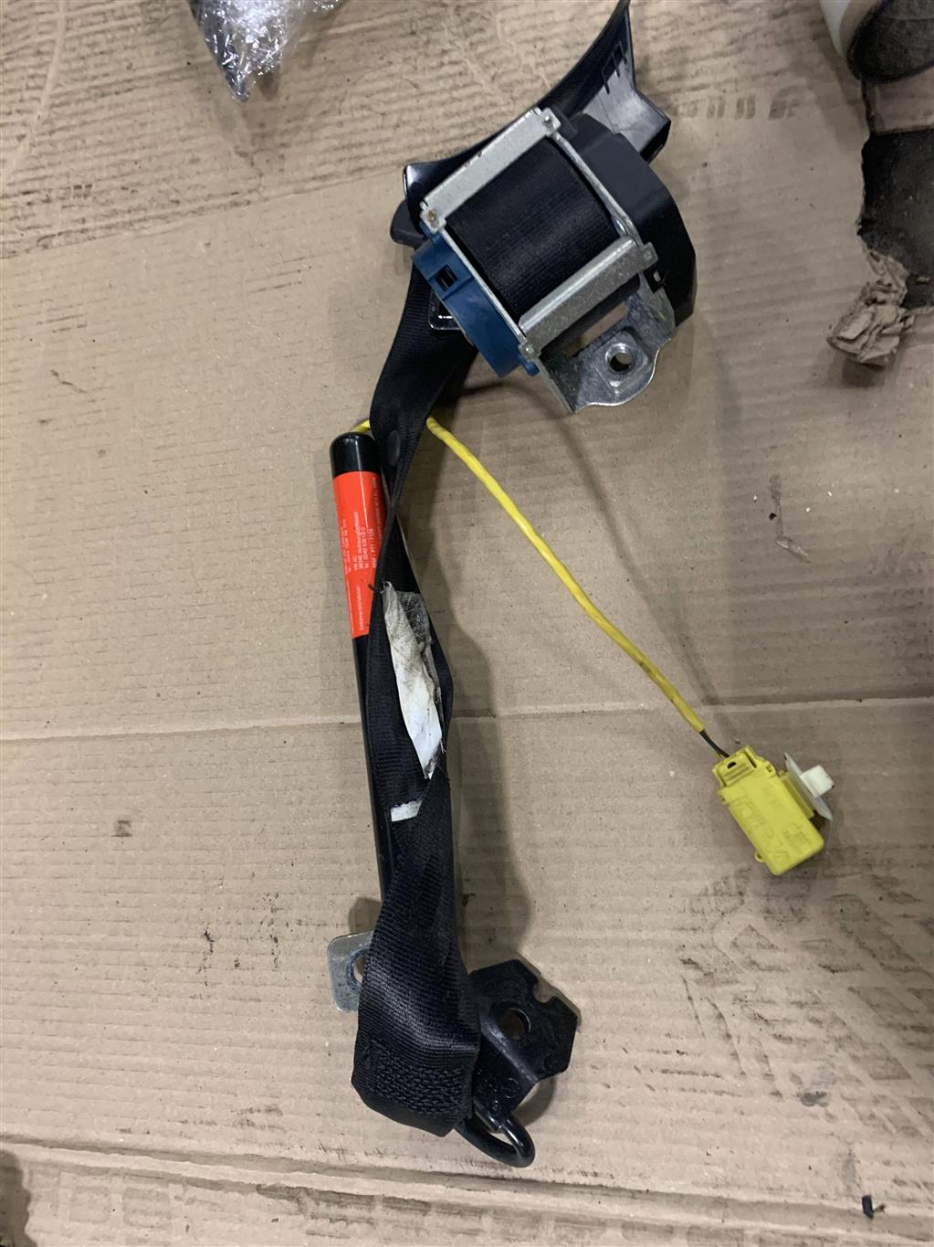 Volkswagen Passat (B6) 2005-2010 для Ремень безопасности