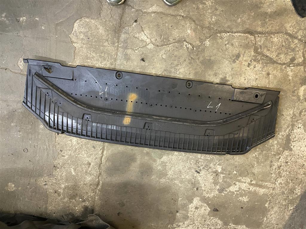 Audi A6 C7 для Защита антигравийная