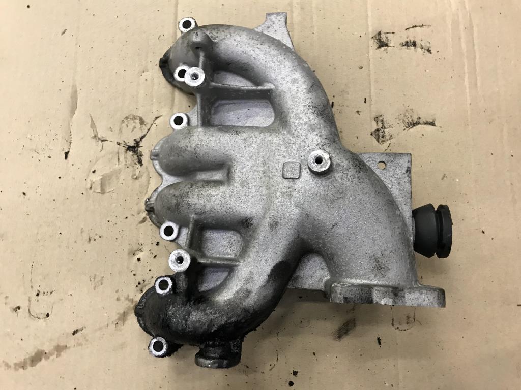 Skoda Octavia (A5 1Z-) 2004-2009 для Коллектор впускной