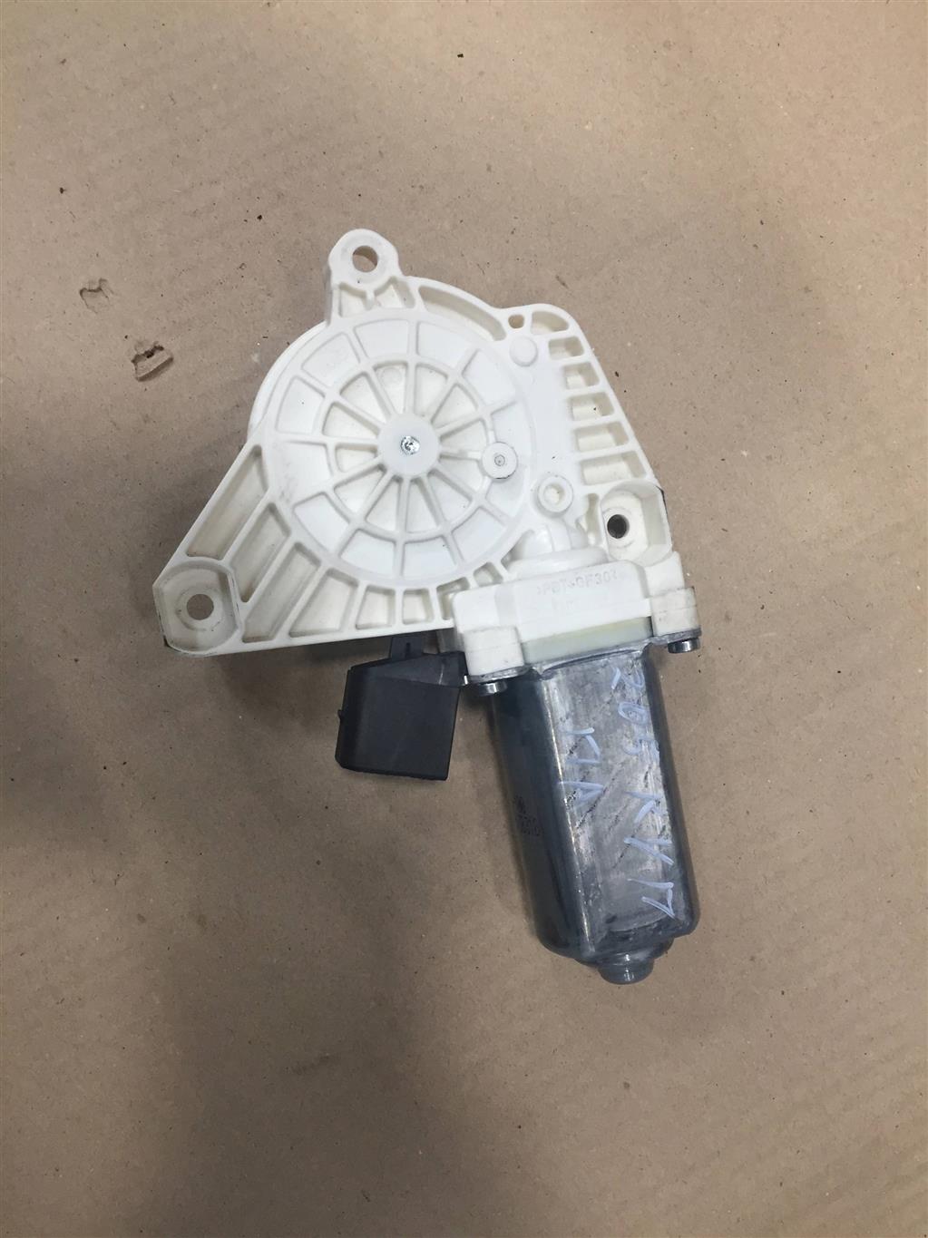 Mercedes-Benz W205 C205 Coupe для Мотор стеклоподъемника