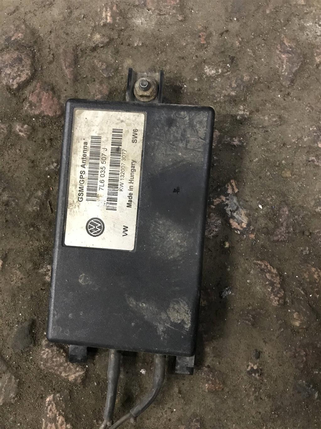 Volkswagen Touareg 7L 2007-2010 для Антенна