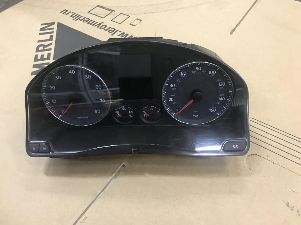 Volkswagen Jetta 2005-2011 для Панель приборов (щиток)