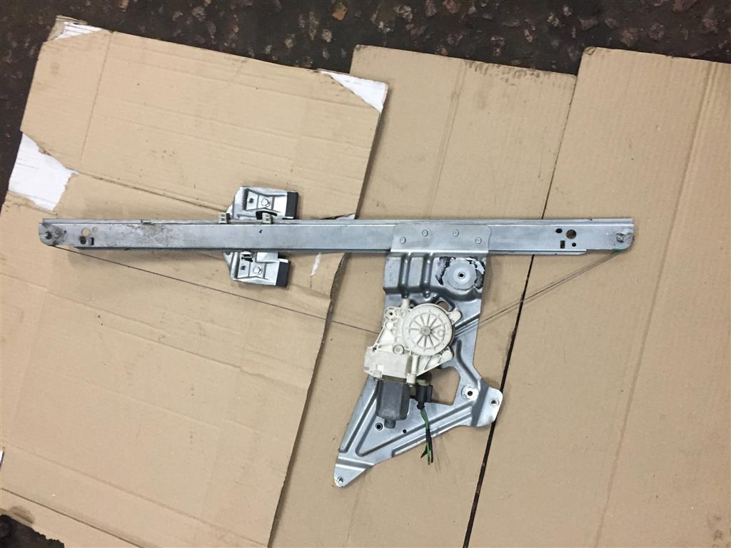 Mercedes-Benz Sprinter 2006> для Стеклоподъемник передний левый