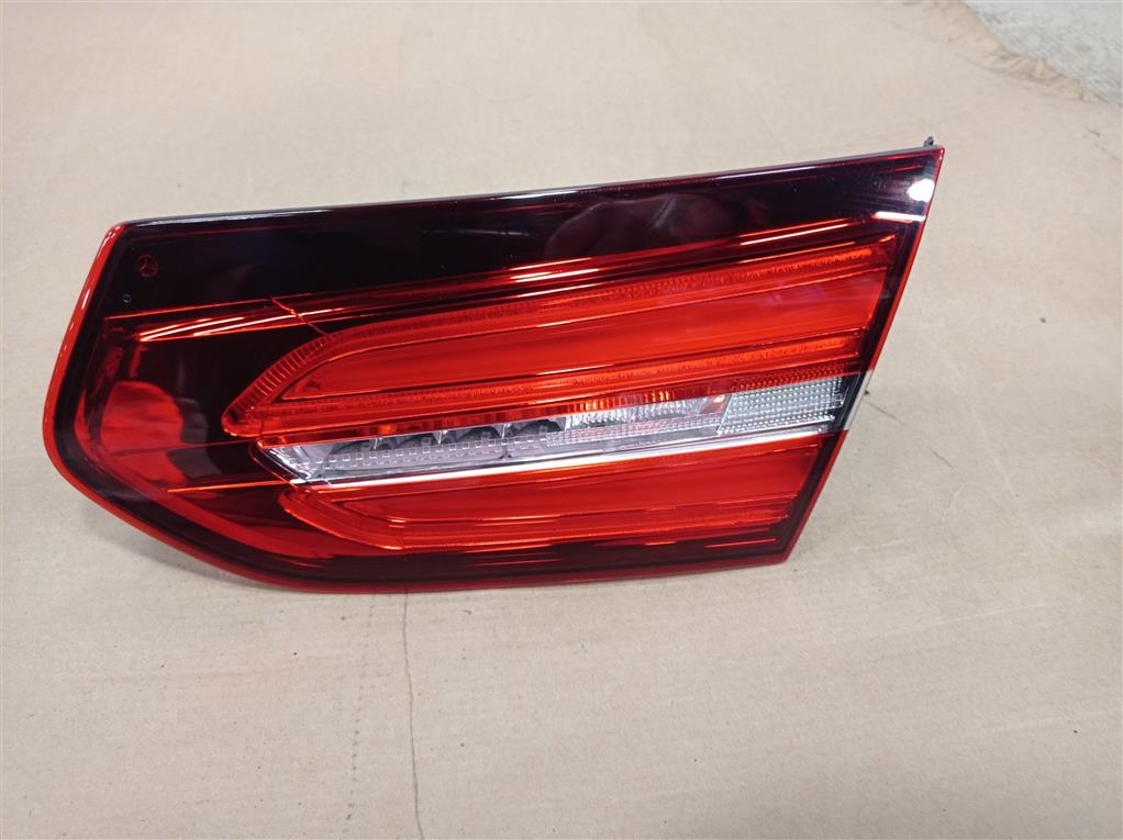 Mercedes-Benz W253 X253 GLC coupe 2015- для Фонарь задний внутренний правый