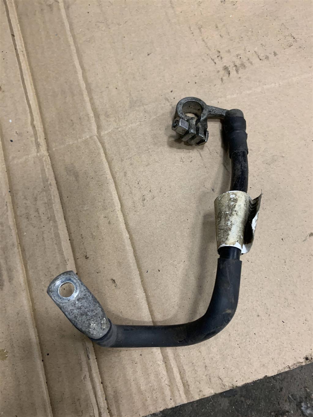 Volkswagen Golf V Plus 2005-2014 для Клемма аккумулятора