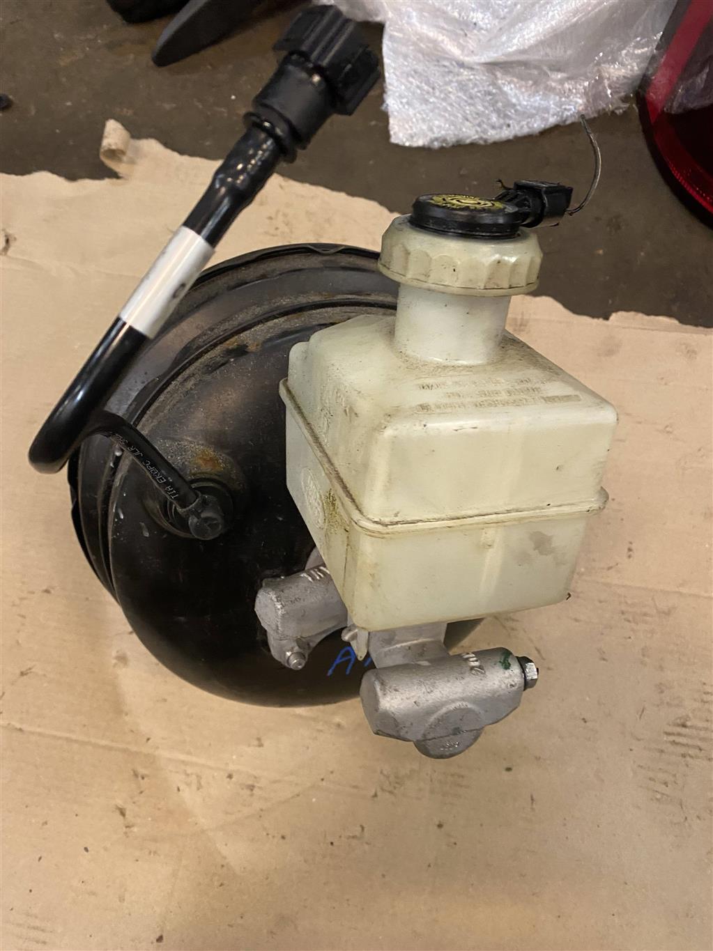 Land Rover Range Rover Sport L320 2005- для Усилитель тормозов вакуумный