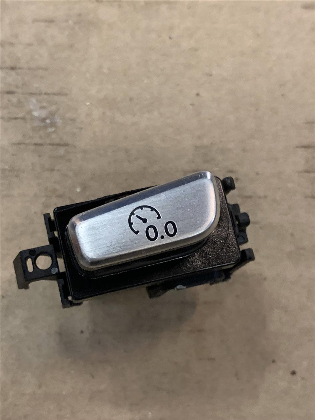 Audi A8 (D4) 2014-2017 рестайлинг для кнопка