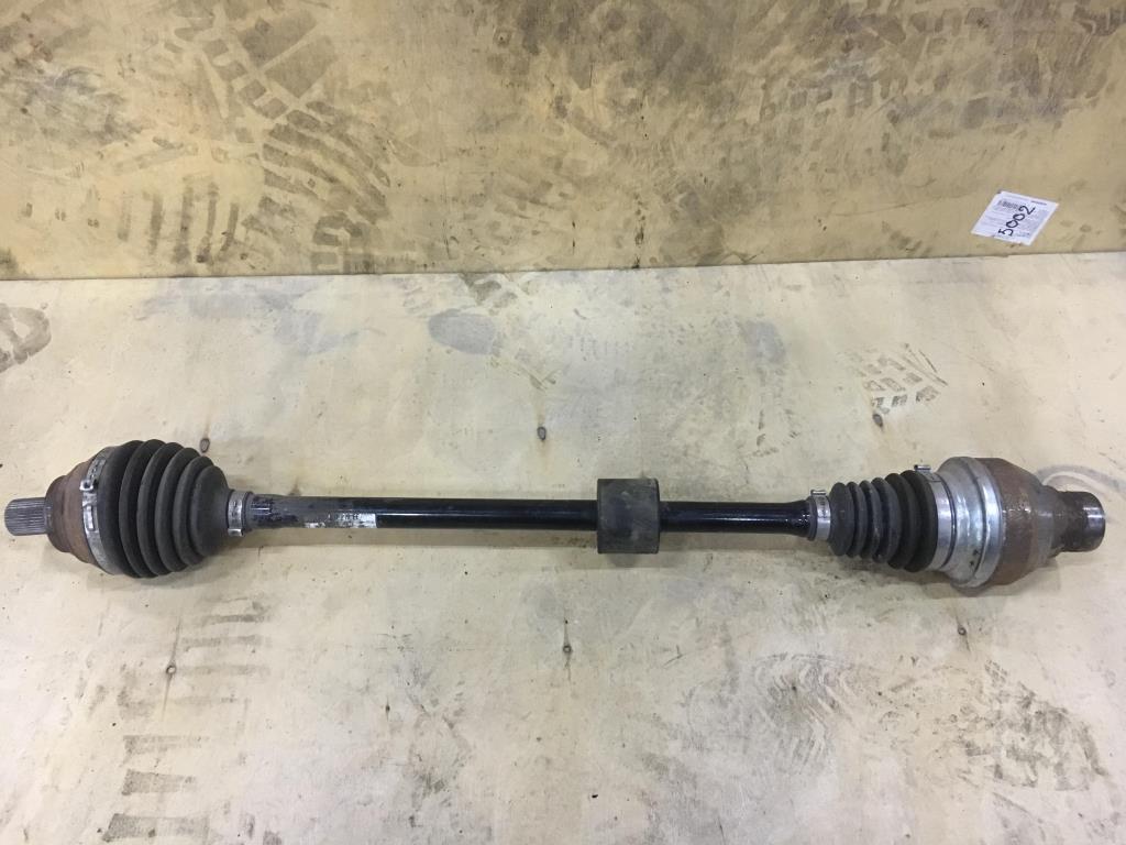 Audi A3 (8V) 2016-2019 рестайлинг для Приводной вал (привод)