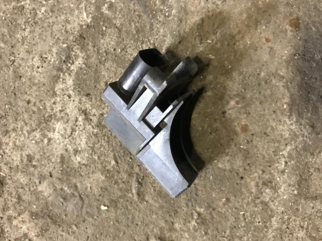 Audi Q7 (4L)  2005 - 2009 для блок радио часов