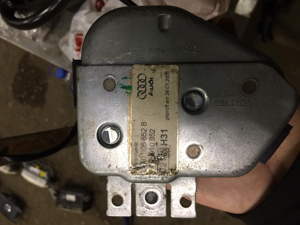 Audi A8 [D3,4E] 2004-2010 для блок управления блокировки рулевой колонки