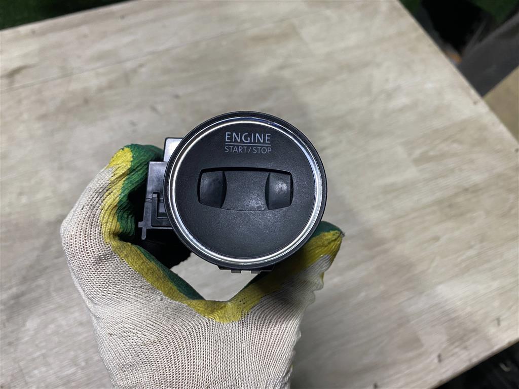 Volkswagen Passat CC 2012-2017 рестайлинг для Замок зажигания