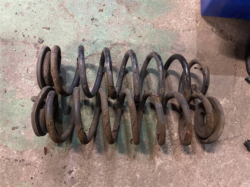 Volkswagen Passat (B7) 2011-2015 для Пружины задние к-т