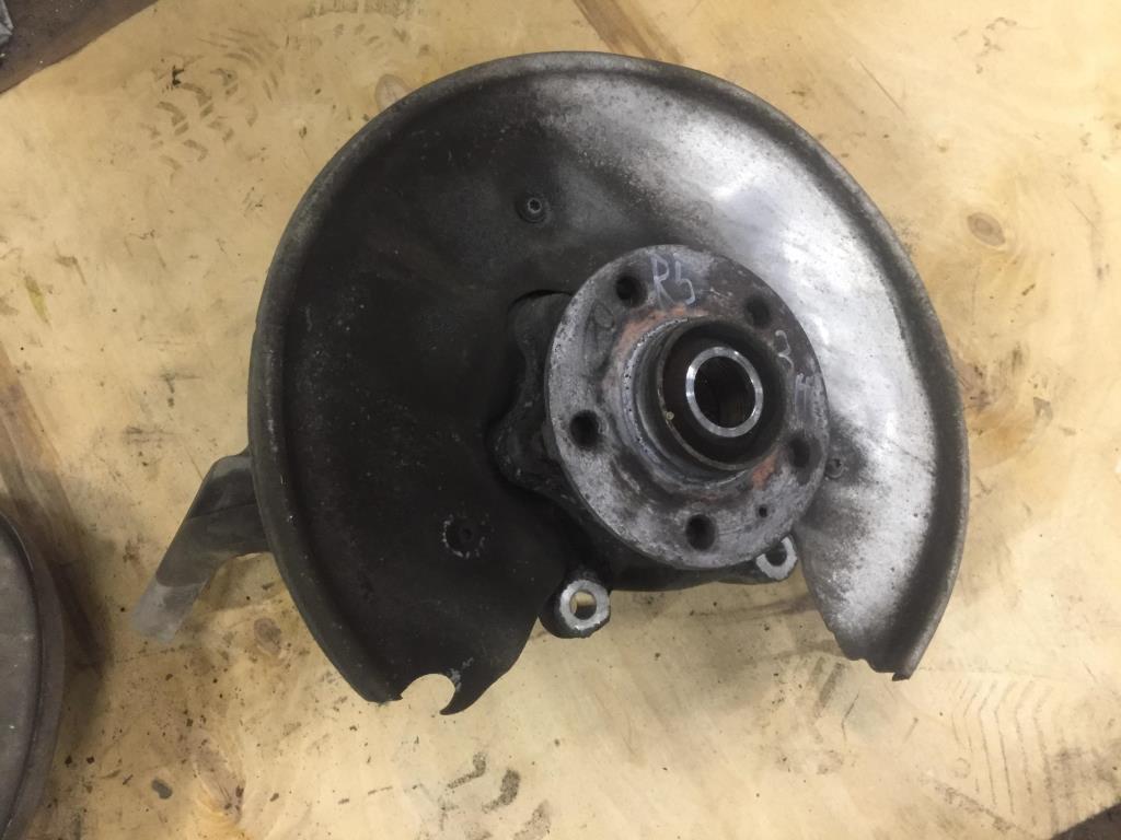 Audi A7 (4G) 2010-2014 для Кулак поворотный задний правый