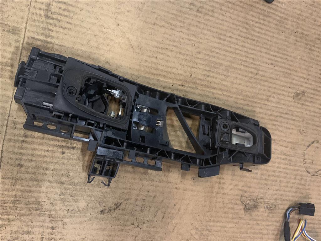 Mercedes-Benz W253 X253 GLC 2015-2019 для Кронштейн ручки