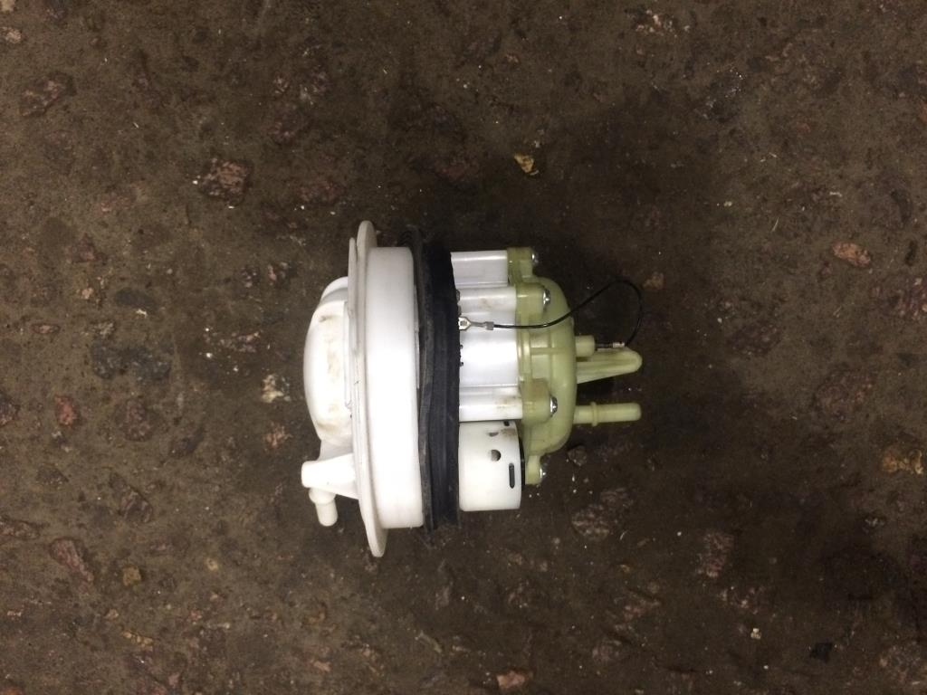 Audi Q7 (4L)  2005 - 2009 для Фильтр топливный