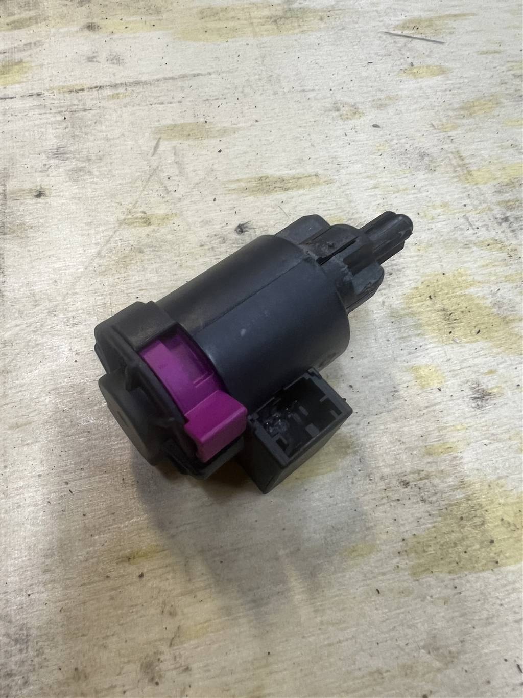 Audi A6 C7 для лягушка стоп сигнала