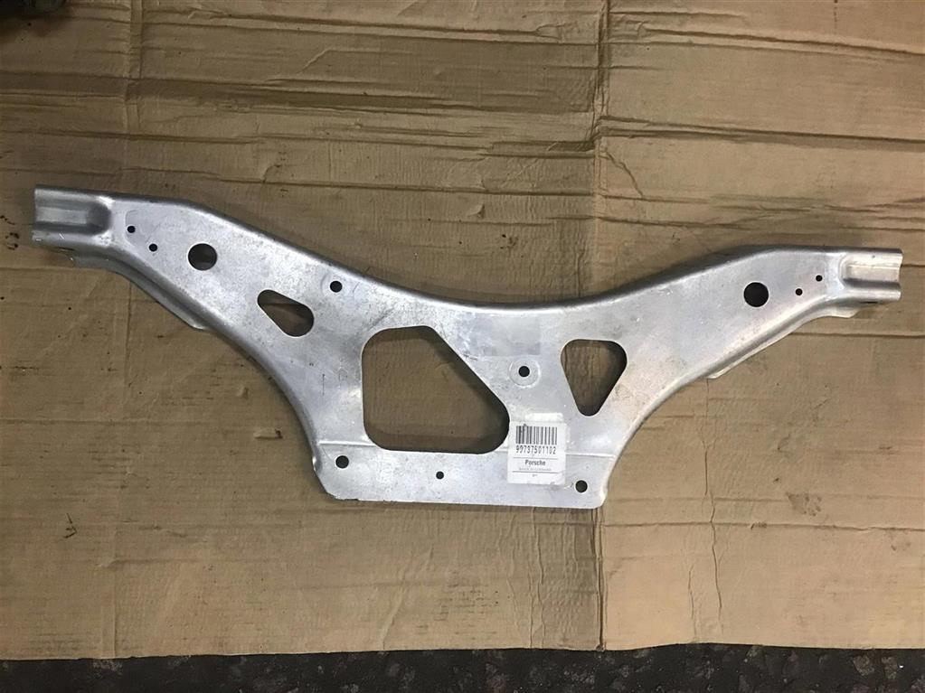 Porsche  911 VII (991) 2011 – 2015 для Кронштейн опоры двигателя