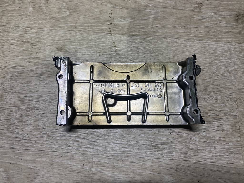 Audi A6 C7 для Крышка ГБЦ задняя