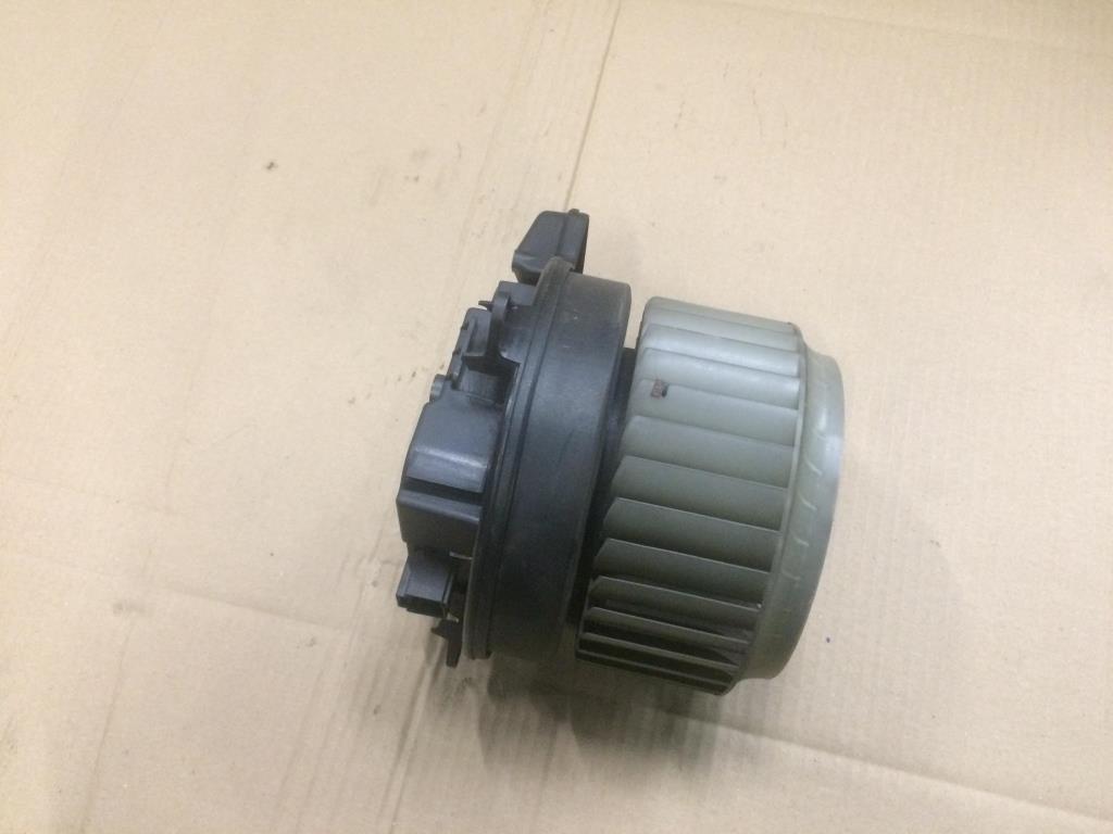 Audi A6 C7 для Мотор печки 