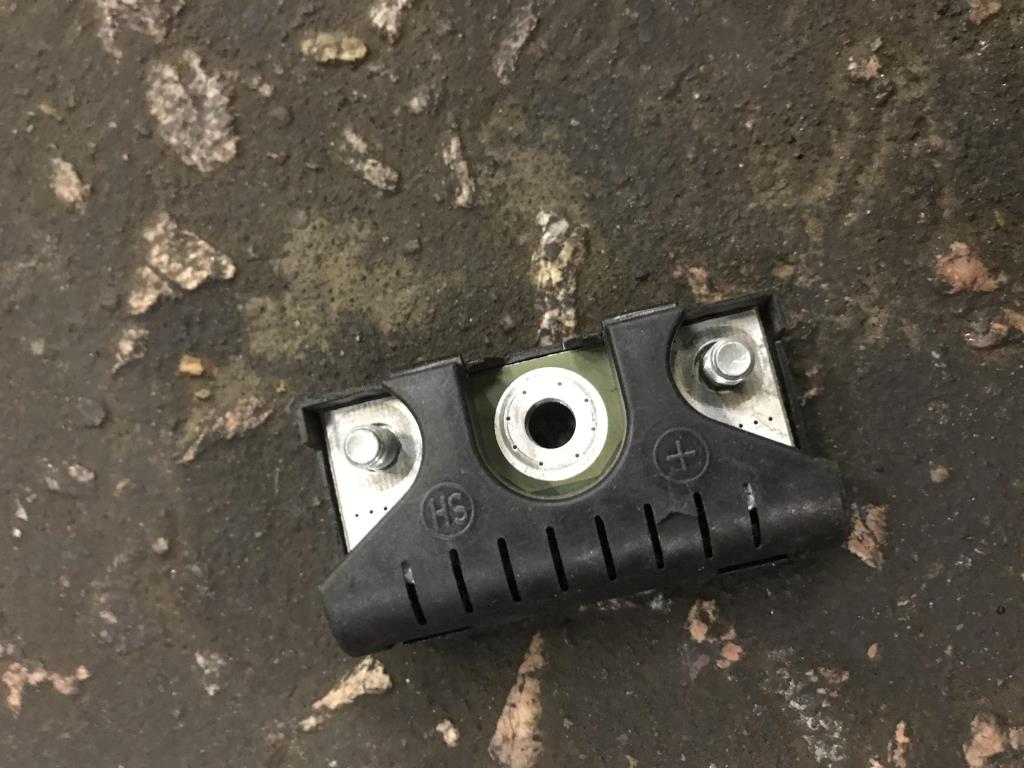 Audi A4 (B8) 2007-2012 для Фильтр подавления помех