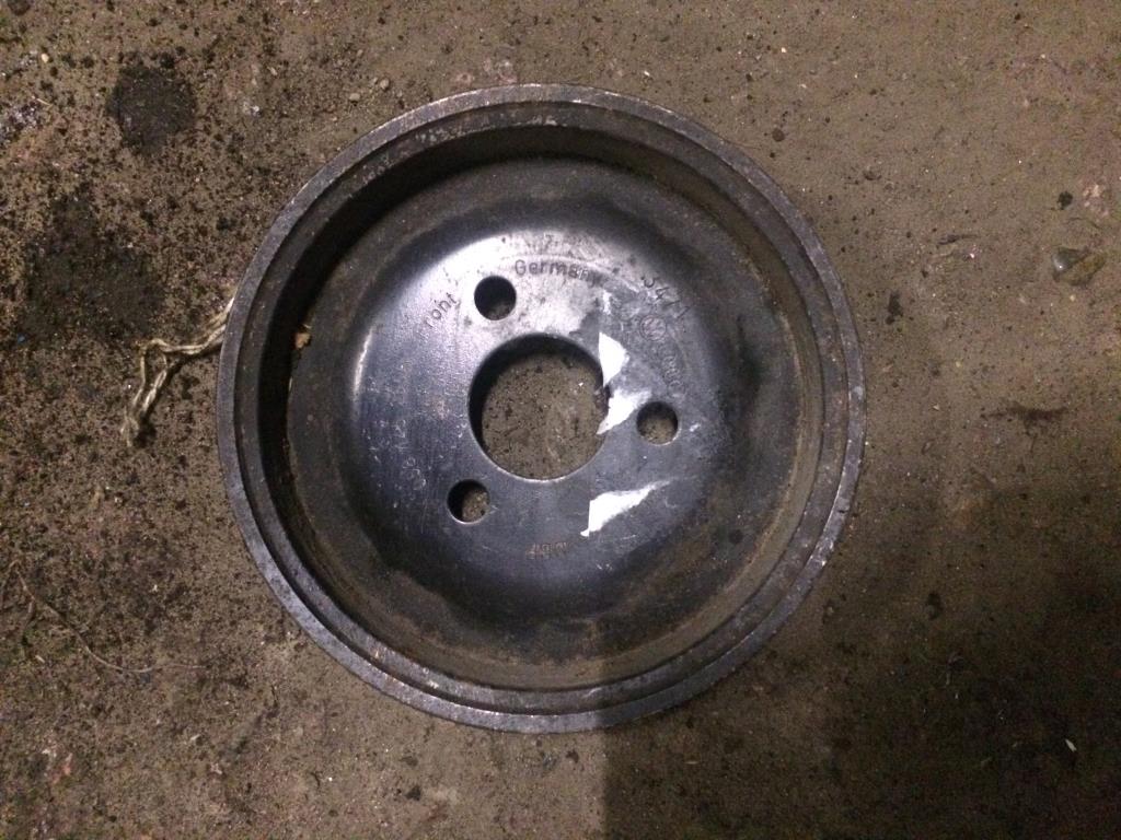 Volkswagen Passat (B5) 1996-2000 для Шкив насоса гидроусилителя