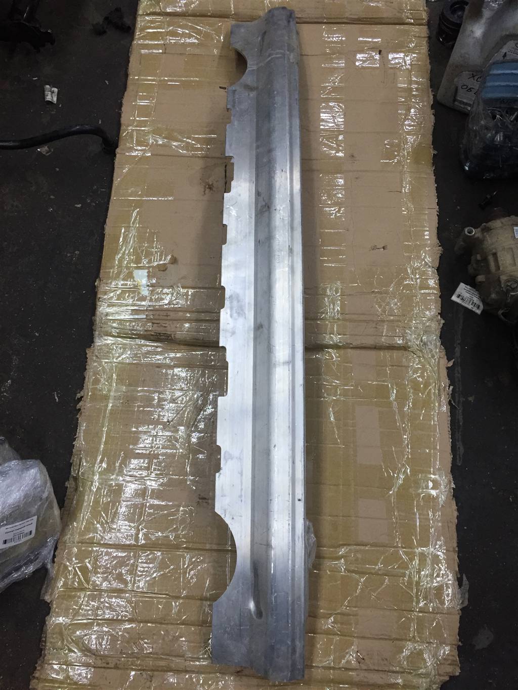 Audi A6 (C5) Allroad quattro 2000-2005 для Усилитель заднего бампера