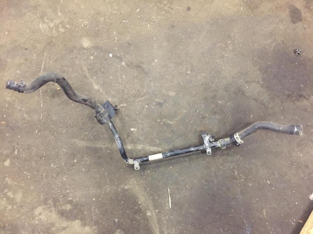 Audi Q7 (4L)  2005 - 2009 для Патрубок системы охлаждения 