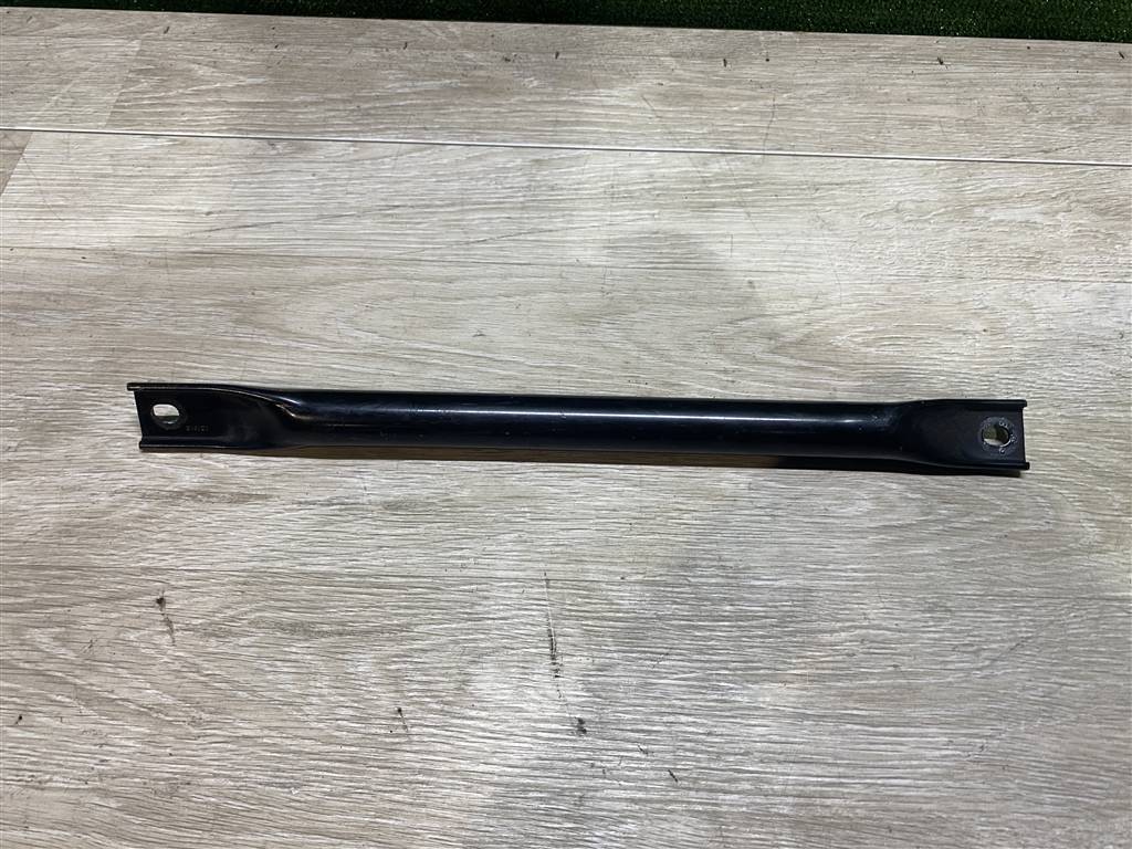 BMW 5-серия F10/F11 2009> для Распорка