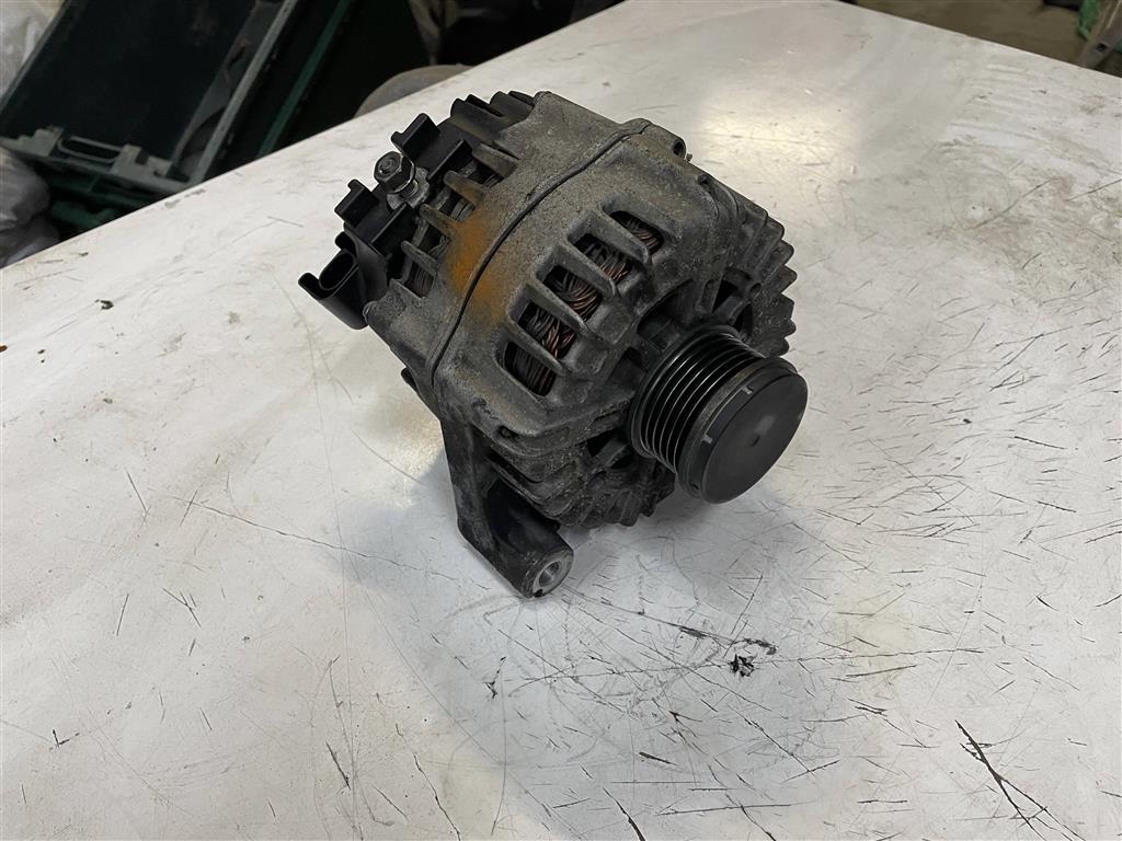 BMW 5-серия F10/F11 2009> для Генератор