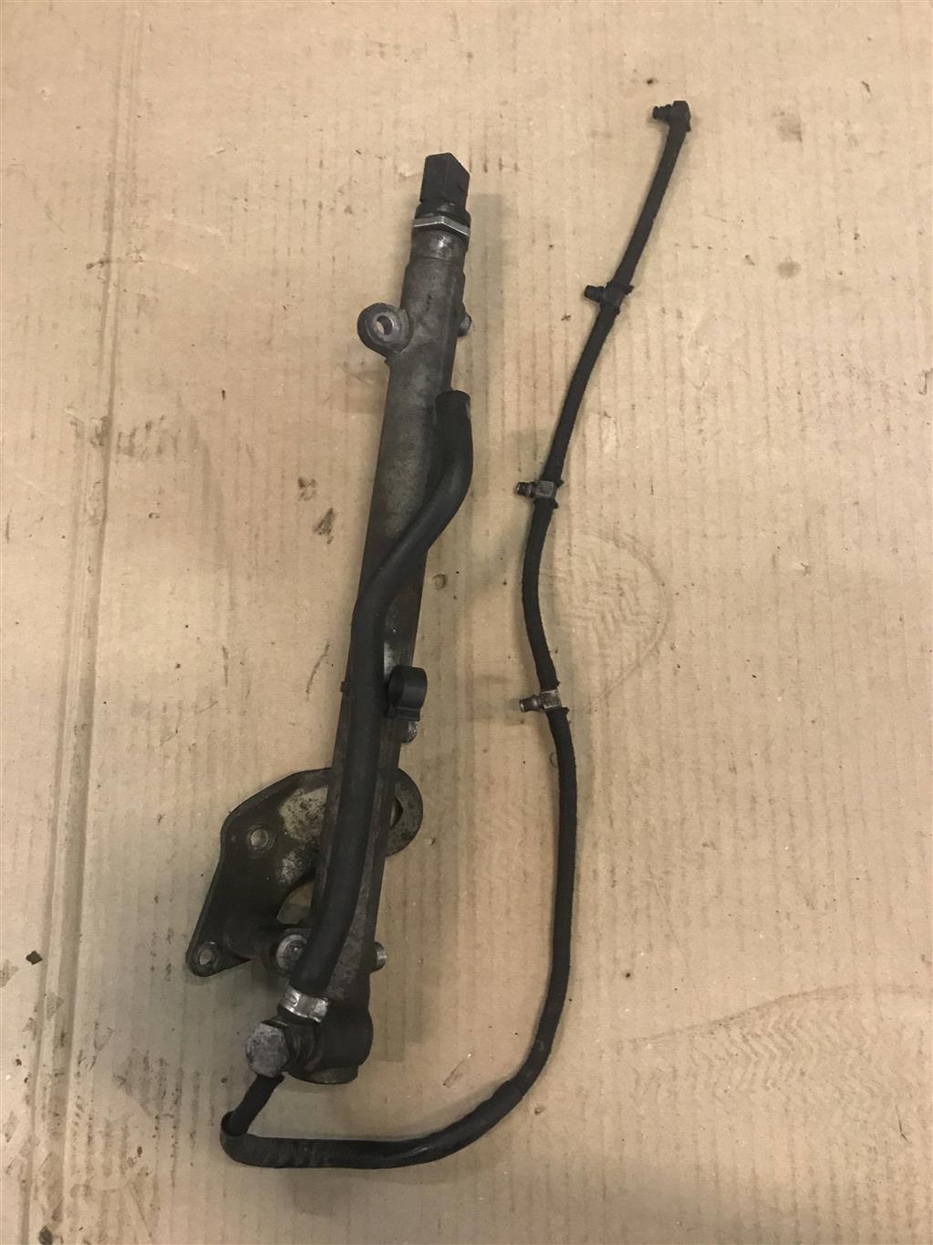 Mercedes-Benz W211 E-Klasse 2002-2009 для Рампа топливная