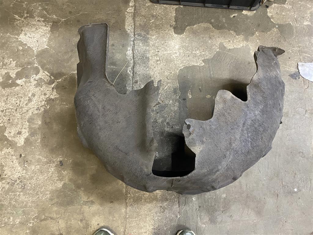 Audi A6 C7 для Локер задний правый(подкрылок)