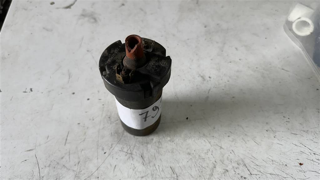 Volkswagen Passat (B3) 1988-1993 для Катушка зажигания