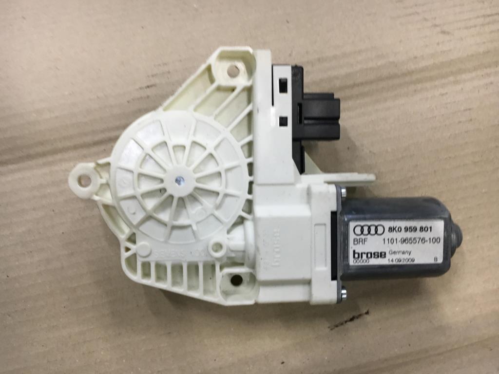 Audi A5/S5 Sportback (8T) 2007-2011 для Мотор стеклоподъемника