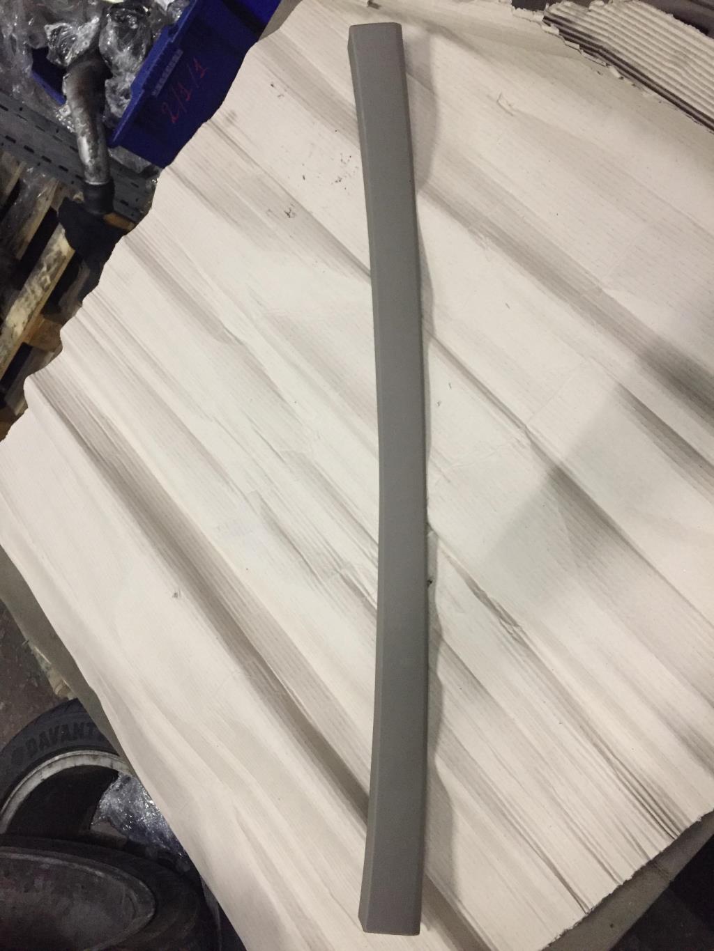 Audi Q7 (4L)  2005 - 2009 для Облицовка крышки багажника верхняя