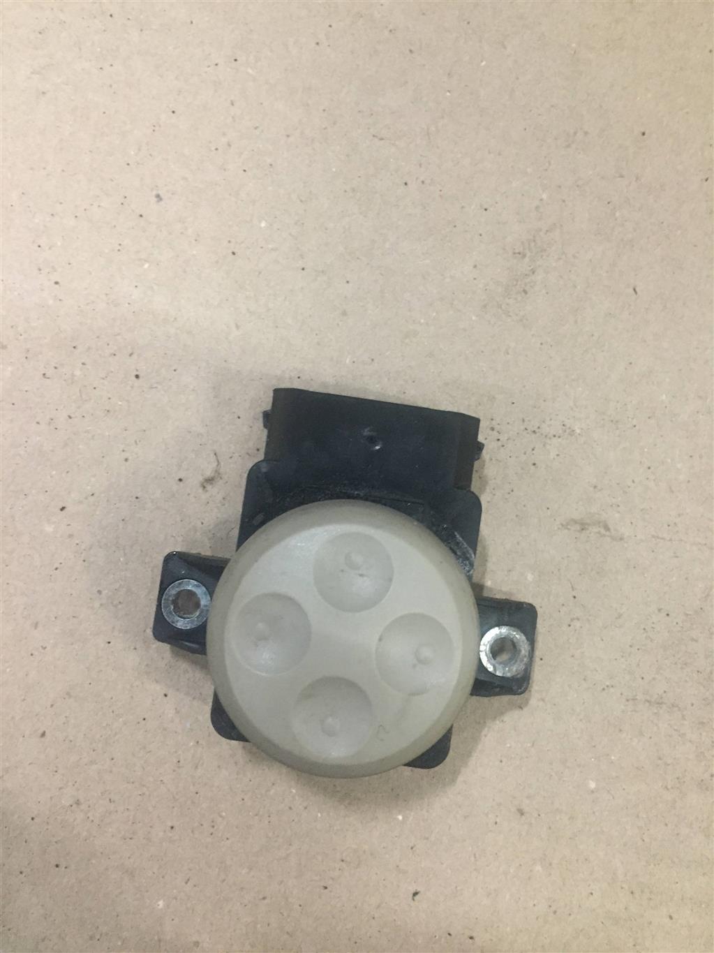 Audi Q7 (4L)  2005 - 2009 для кнопка регулировки сиденья