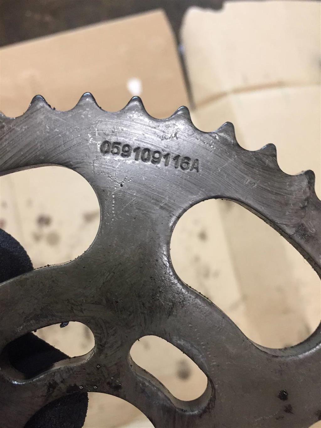 Audi Q7 (4L)  2009 - 2015 рестайлинг для Звездочка цепи