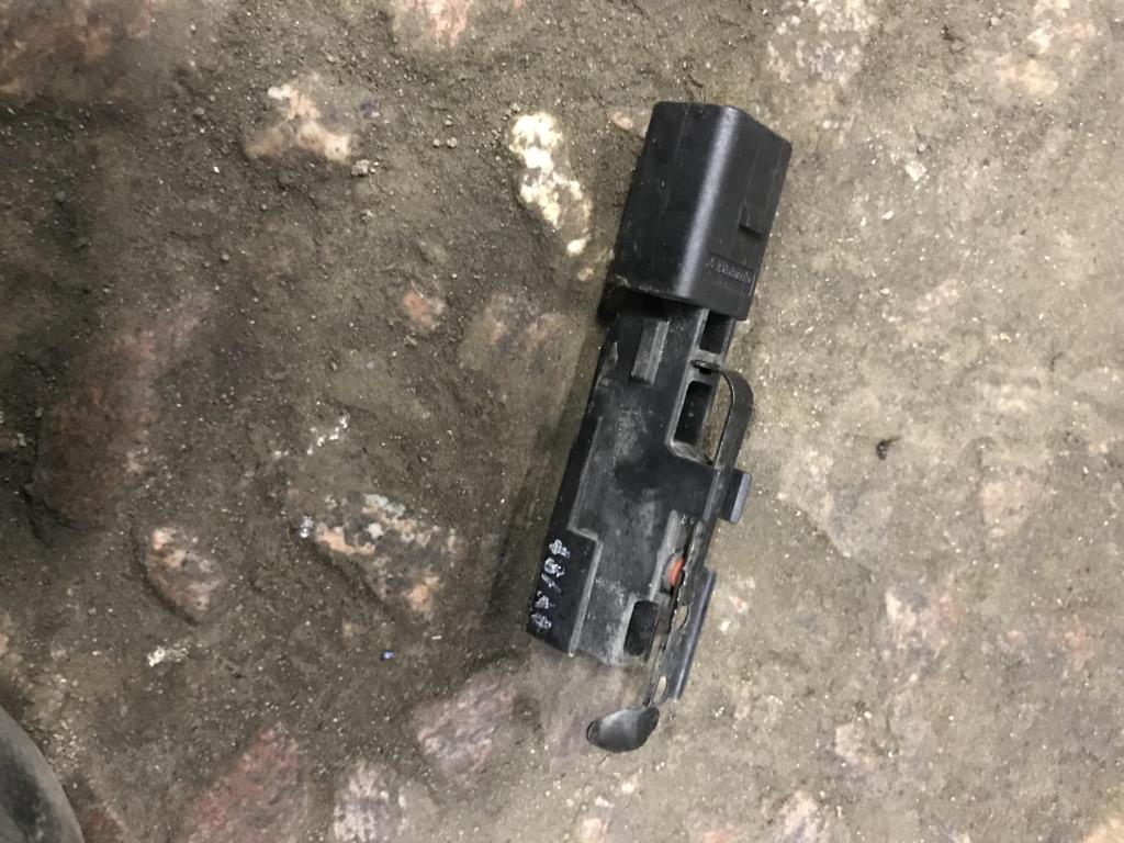 Audi Q7 (4L)  2005 - 2009 для Микровыключатель