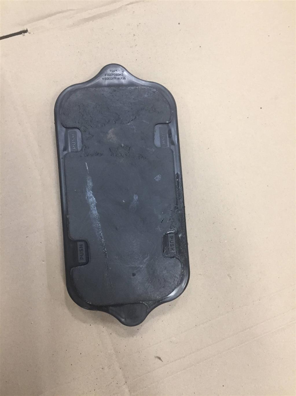 Volkswagen Sharan 2000-2006 для Заглушка