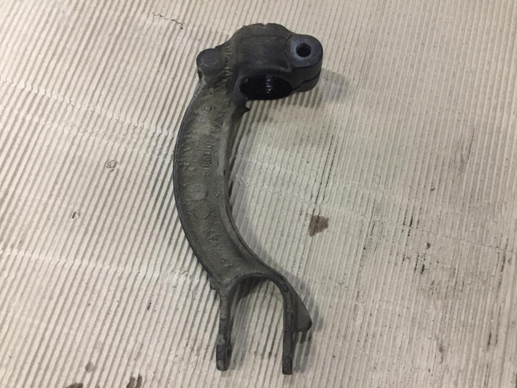 Audi A7 (4G) 2010-2014 для Кронштейн амортизатора