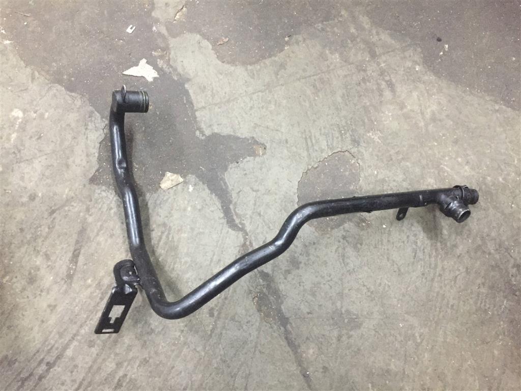 Audi A4 (B8) 2007-2012 для Трубка