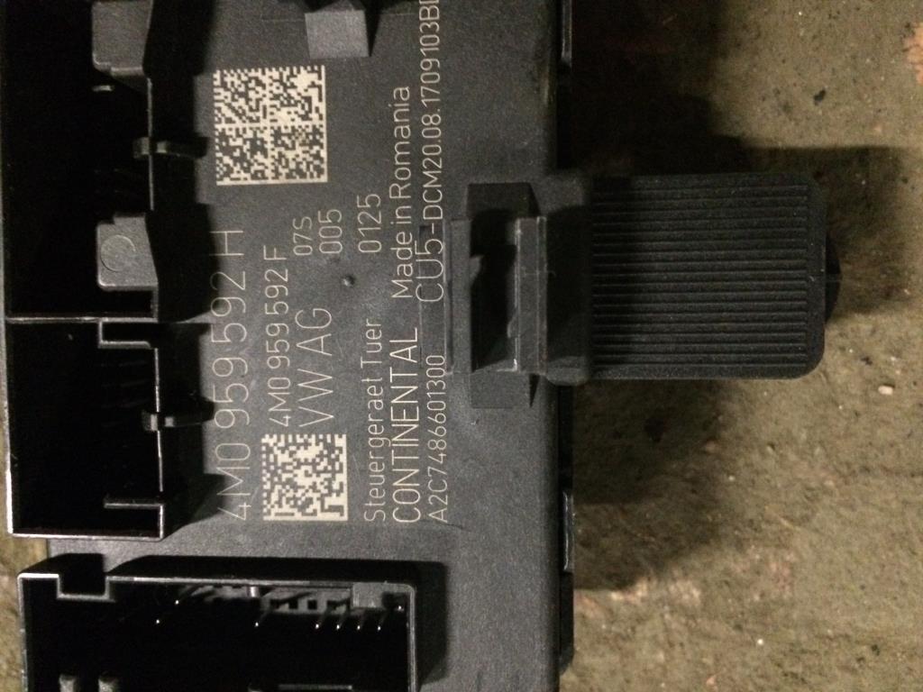 Audi Q7 (4M) 2015-2019 для Блок управления двери