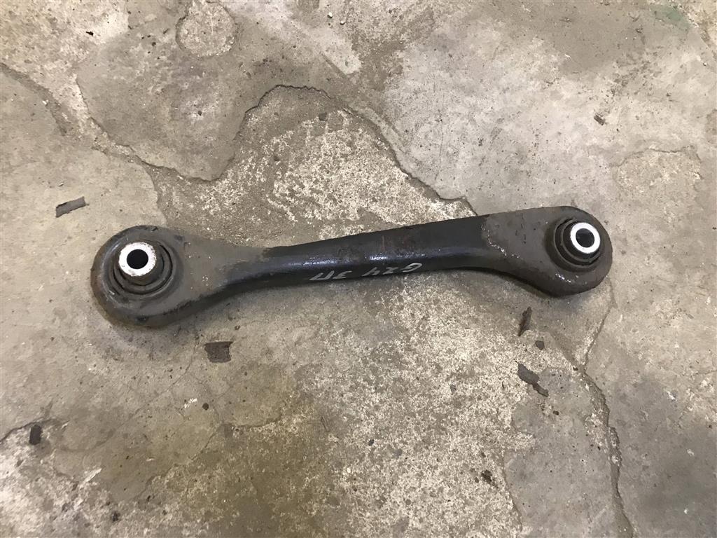 Volkswagen Passat (B7) 2011-2015 для рычаг задний правый