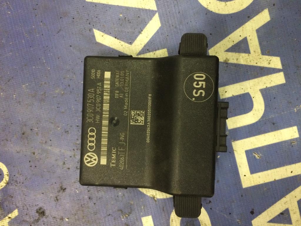 Volkswagen Passat (B6) 2005-2010 для диагностический интерфейс шин данных J533 (Gateway)