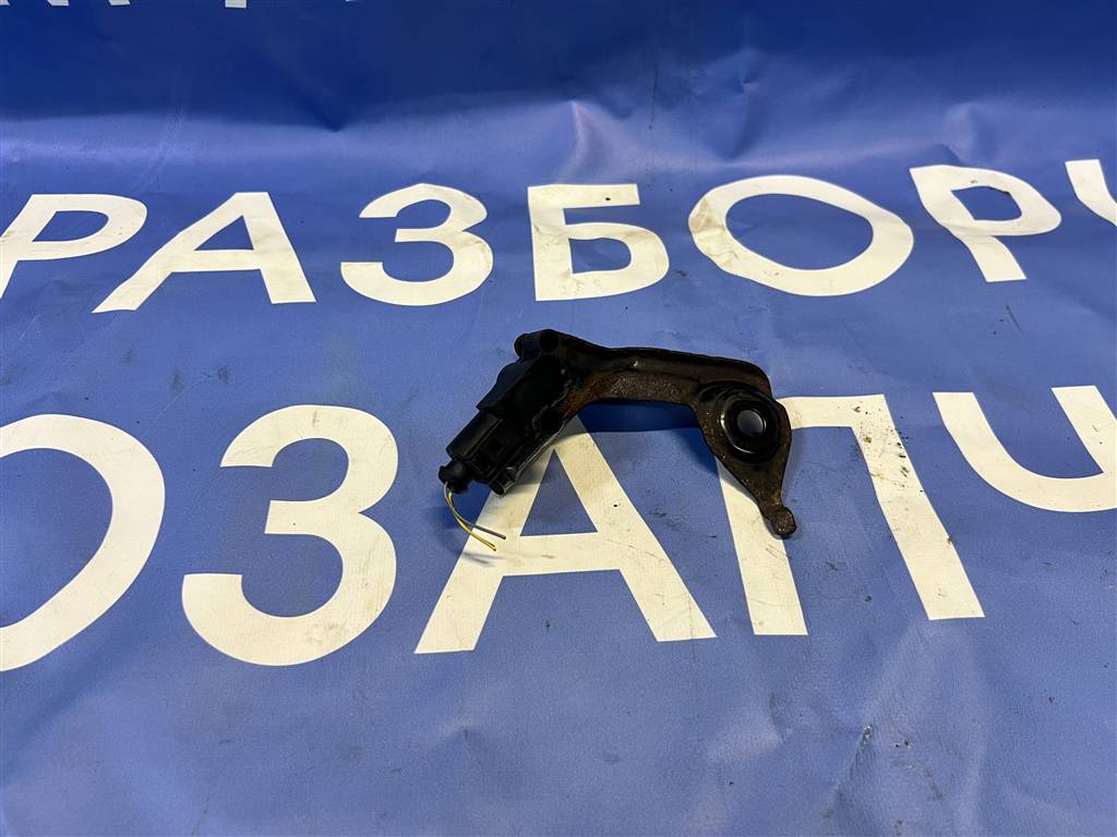 Audi A4 (B8) 2007-2012 для Датчик дорожного просвета