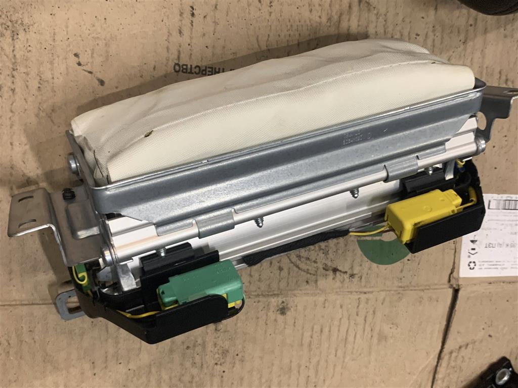 Volkswagen Touareg 7L 2007-2010 для Подушка безопасности пассажирская (в торпедо)